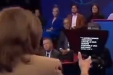 BREAKING: Univision accidentally broadcast proof that Kamala used a teleprompter at her town hall. Watch them panic when they realized they were showing the teleprompter live on-air.